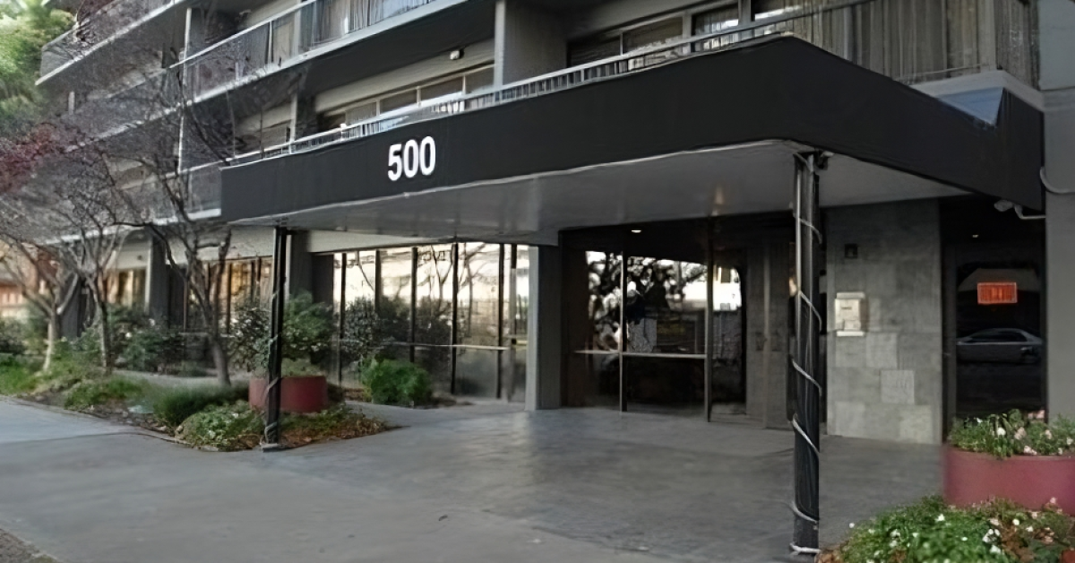 Entrance of the 500 N Street Building in Sacramento