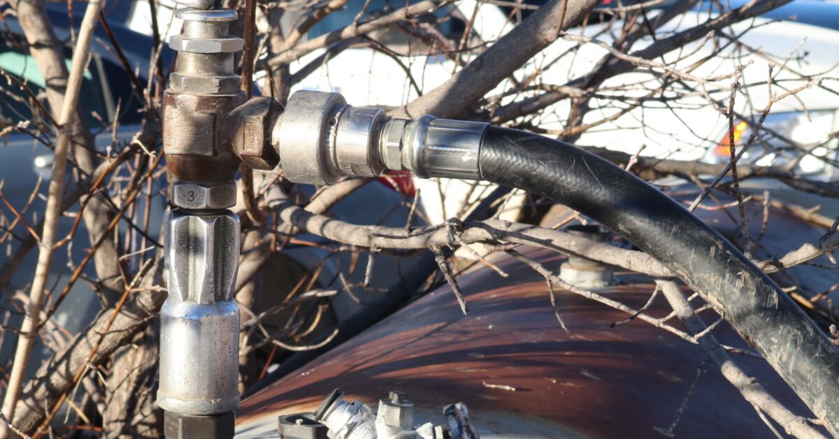 RS_--Pine_Ridge_Propane_Filling_0294